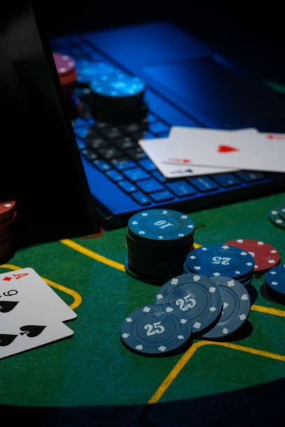 Mobile interface showing Boom City table selection and live dealer feed